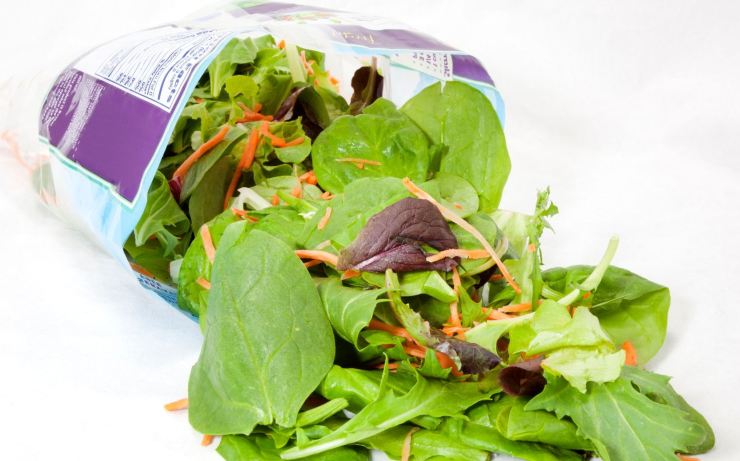 Le insalate in busta contengono pesticidi